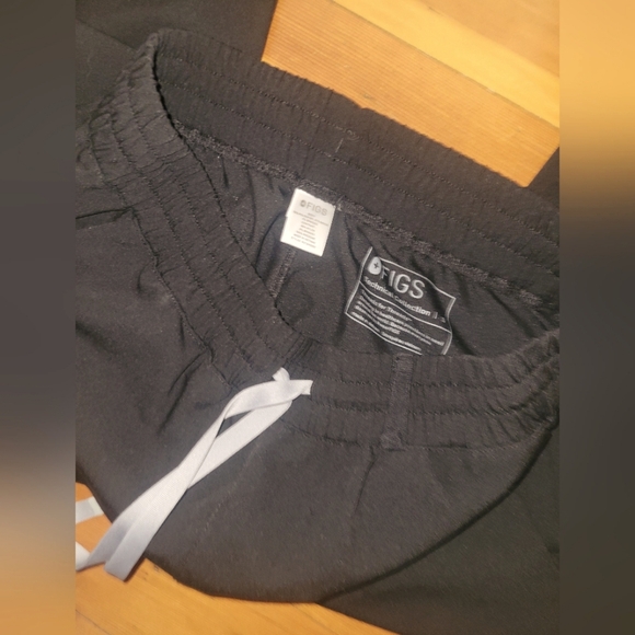 Figs S Black Swell Limited Edition Pants - Picture 2 of 2